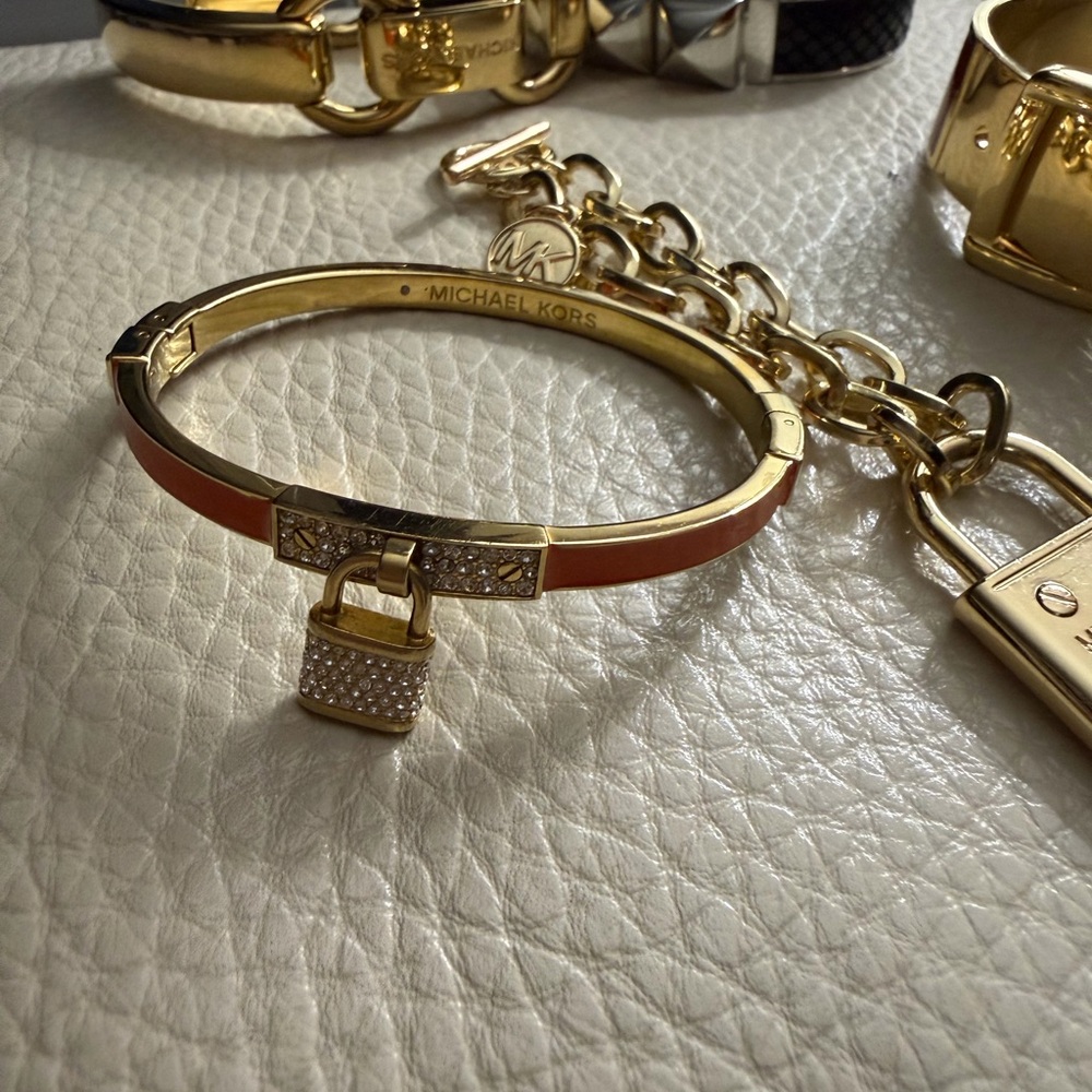 Michael Kors 5 Bangle Bracelets. - image 3